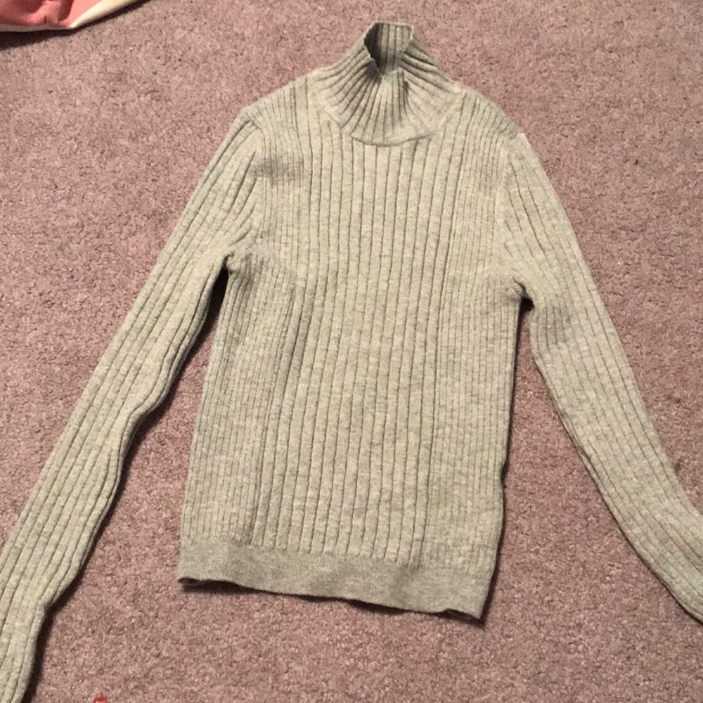 gray turtle neck
